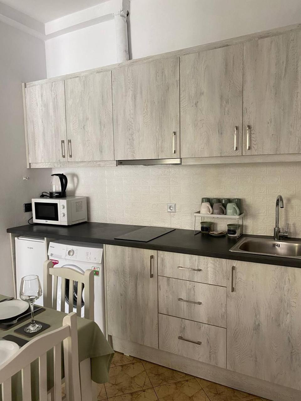 Happy Apartment Saranda Dış mekan fotoğraf